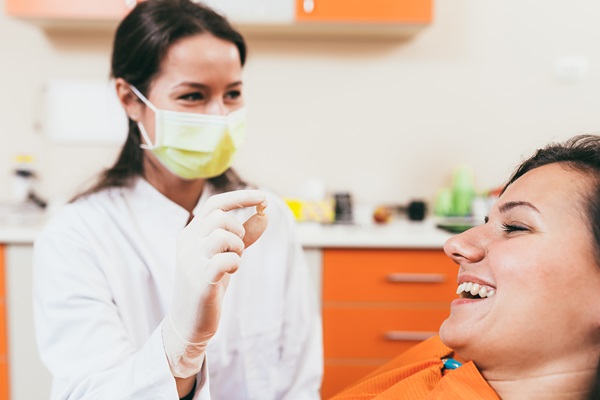 When To See A Periodontist For A Tooth Extraction